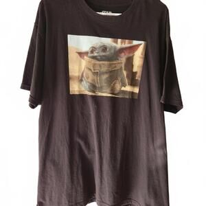 Star Wars Baby Yoda Graphic T-Shirt